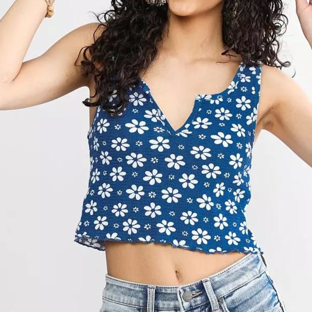 Billabong Blue Floral V‑Neck Tank Top